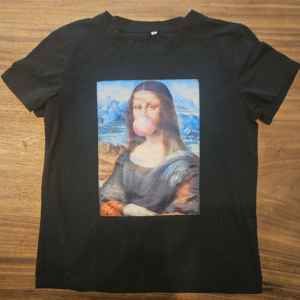 Black T-Shirt with Mona Lisa Print